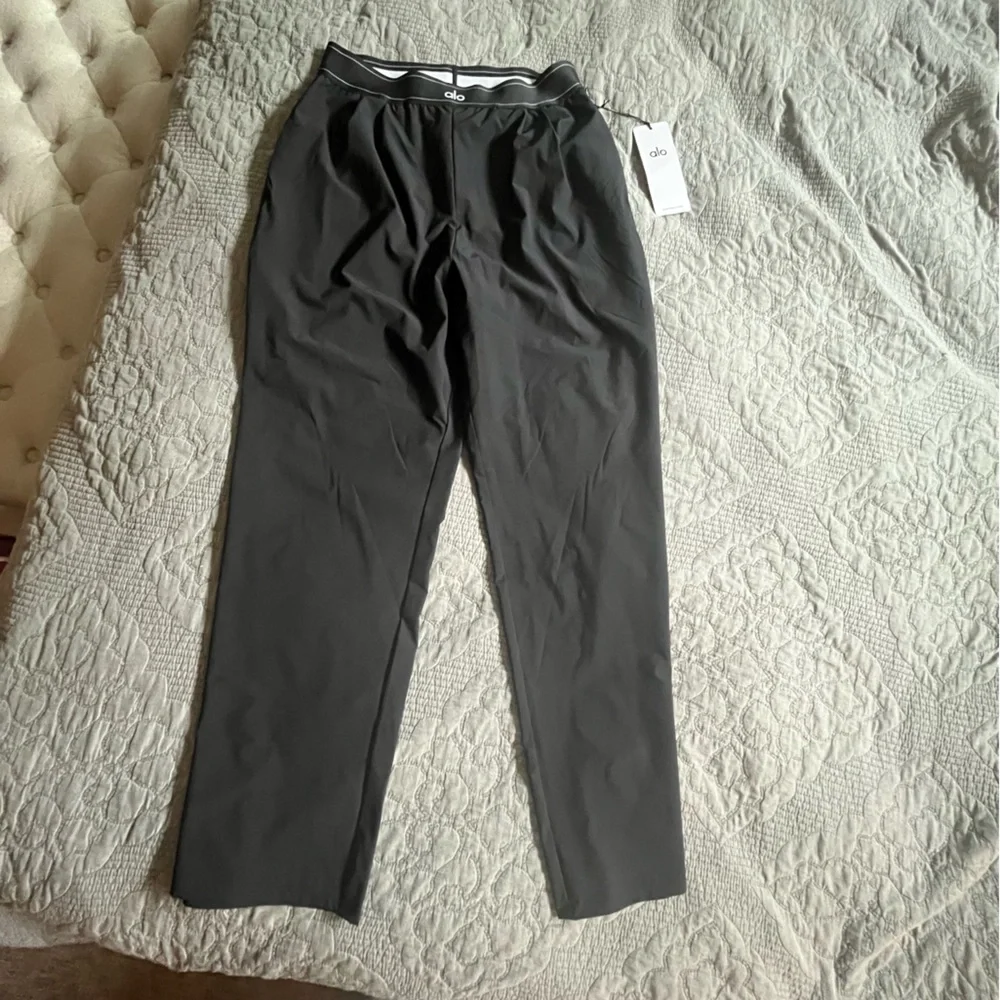 Alo Yoga Suit Up Trouser, NWT, Black, Medium, Long Inseam - Picture 2 of 3